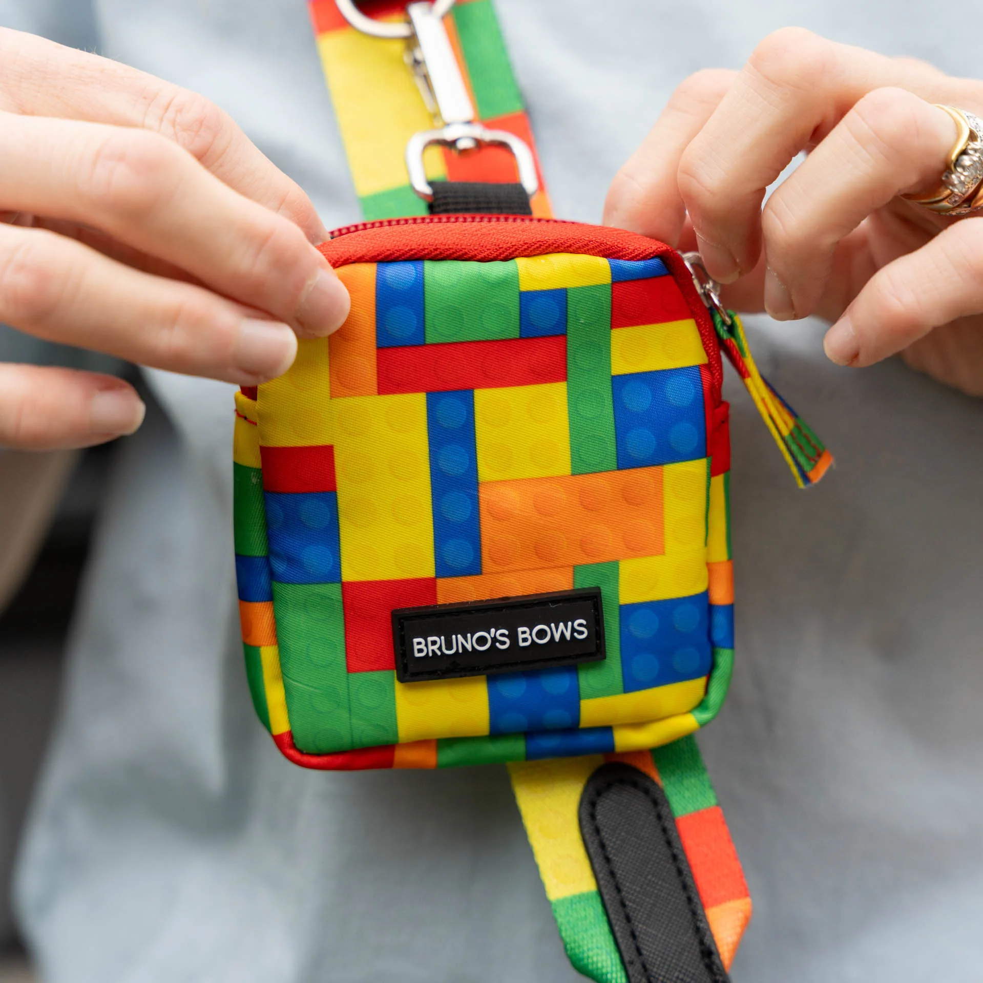 Brick Dog Walking Bag - Image 9